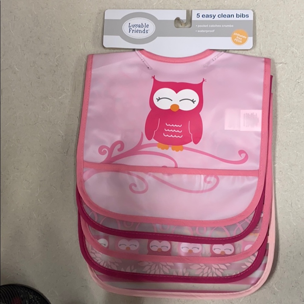Easy Clean Bibs